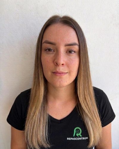Lucia Šimráková, Špecializovaný predajca a poradenstvo